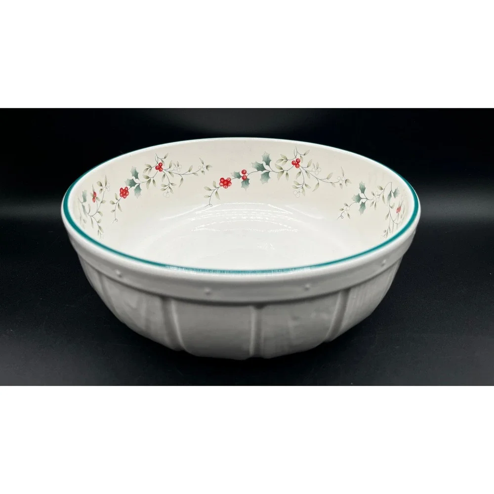Pfaltzgraff Winterberry Round Serving Bowl 9